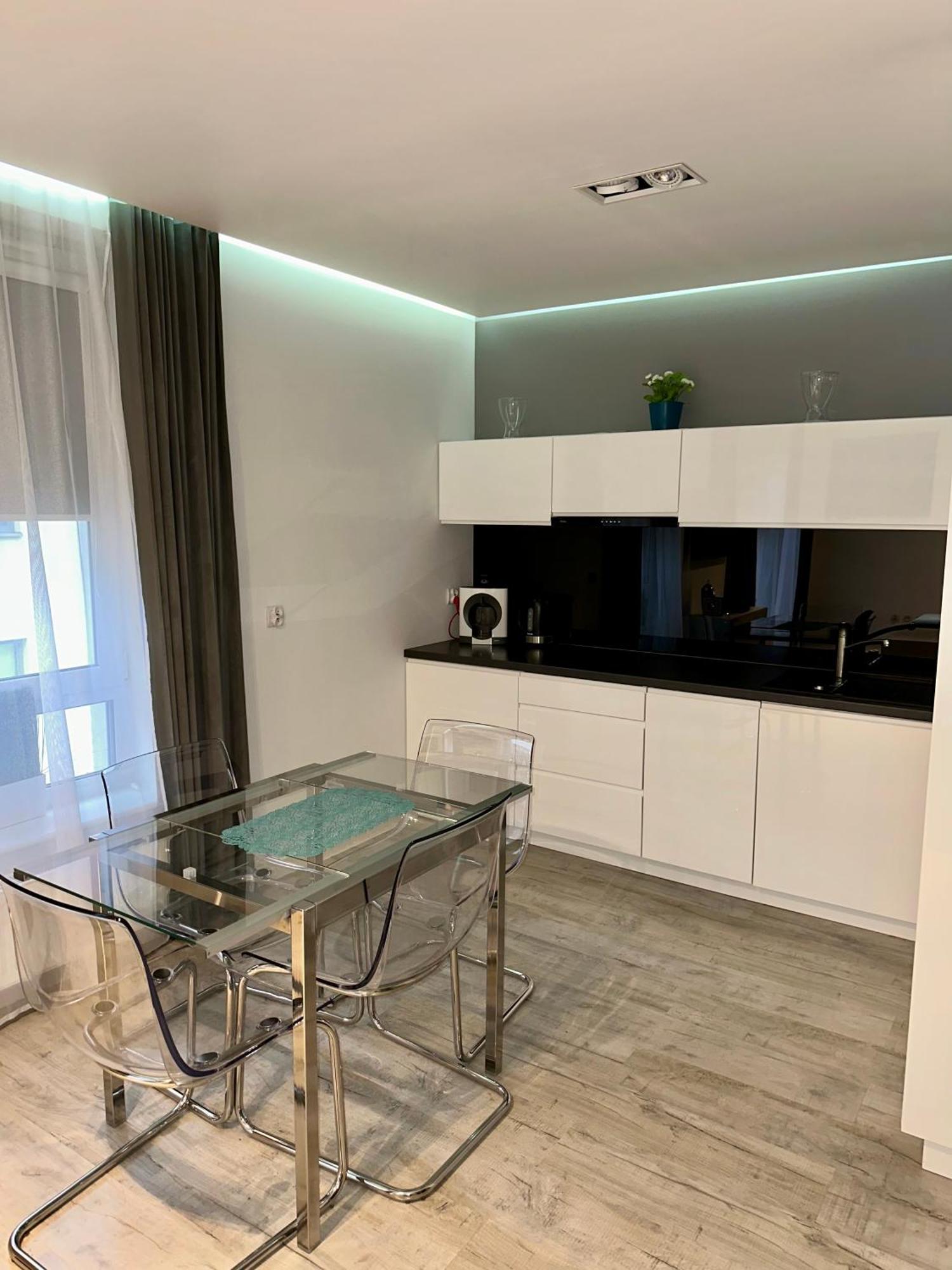 Apartament Shadow Grey Колобжег Экстерьер фото